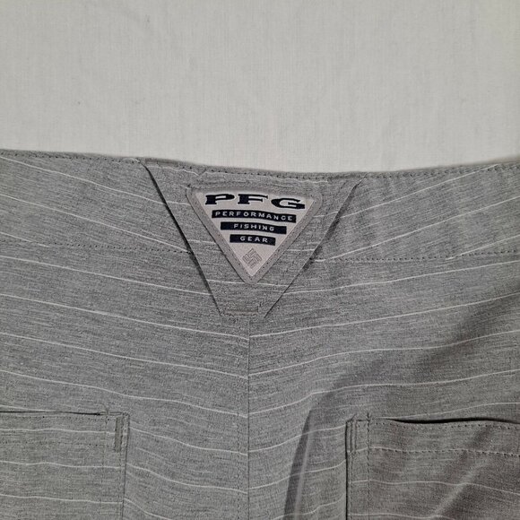 Columbia PFG Shorts Fishing Striped Gray Performance Camping Hiking Mens 32 - Picture 9 of 9